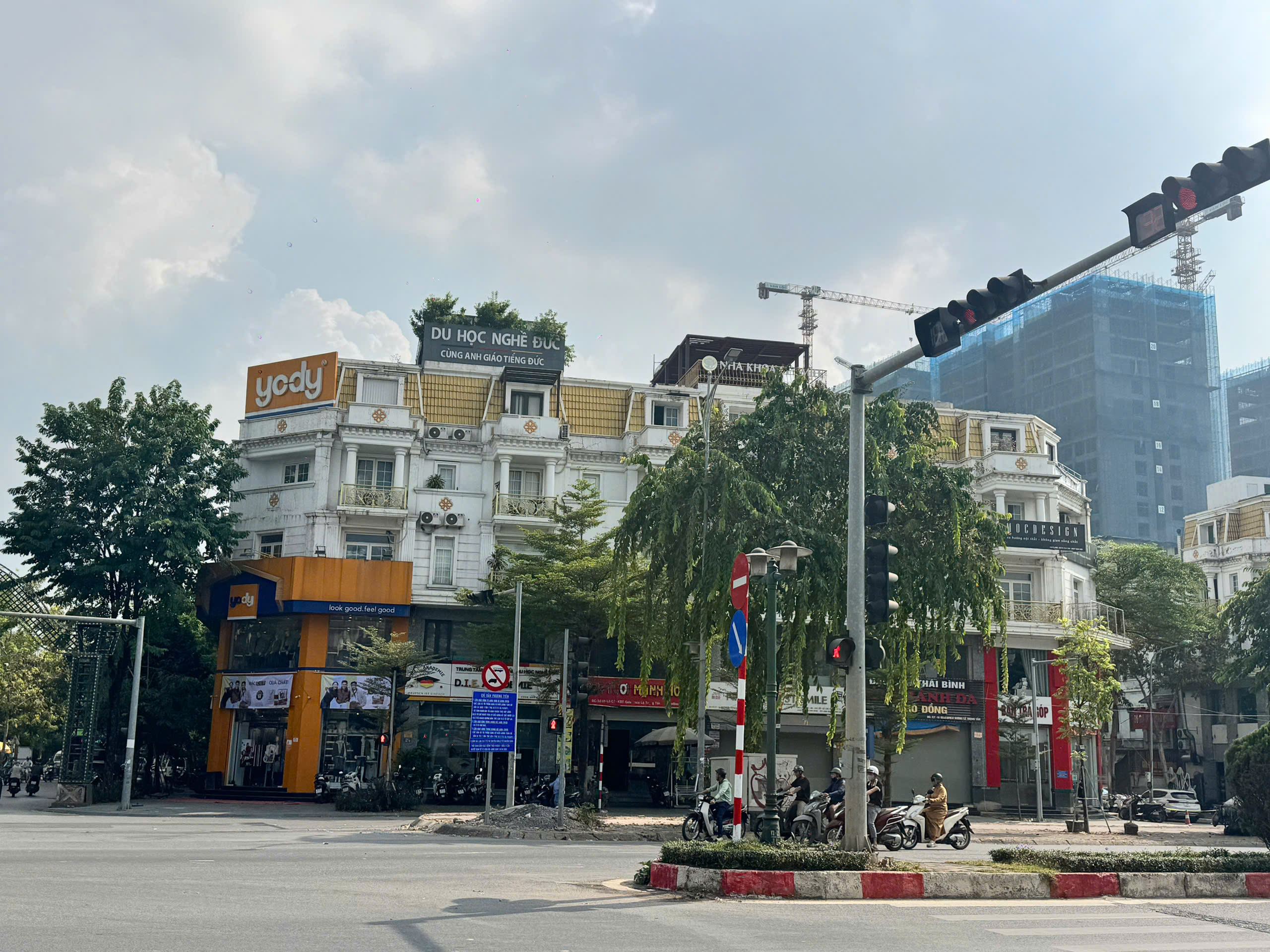 Shophouse vị trí Đỉnh của Đỉnh tại khu C Geleximco Lê Trọng Tấn